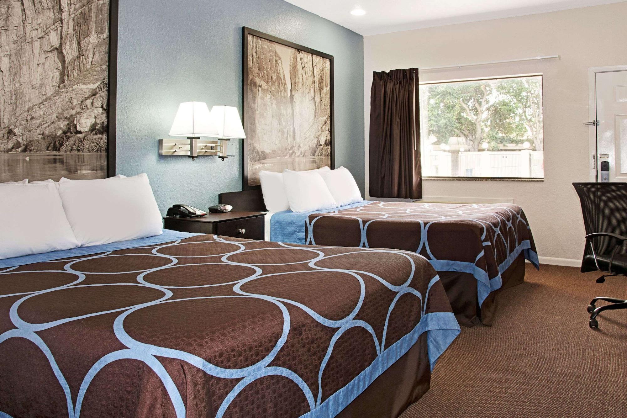 Super 8 By Wyndham Houston/Brookhollow Nw Kültér fotó